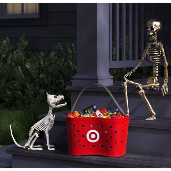 Red Holiday Decor Basket - Picture 2 of 4